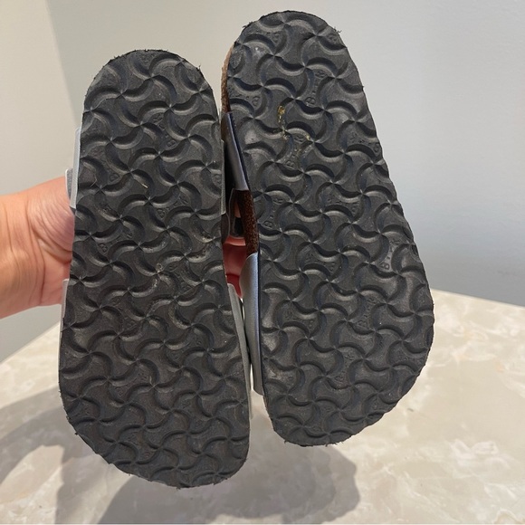 Birkenstock Silver RIO Kid's Ankle Strap Sandal size 8.5 Sandals - Picture 4 of 5